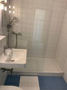 Bathroom sa Ferienwohnung Strandhüpfer - direkt am Meer