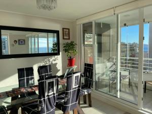 Dining area sa apartment