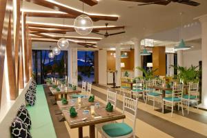 Restaurace v ubytování Crystal Sands