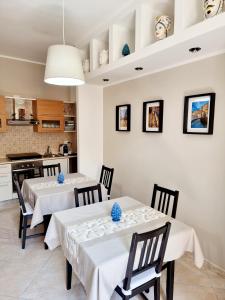 A kitchen or kitchenette at Bed and Breakfast Federica