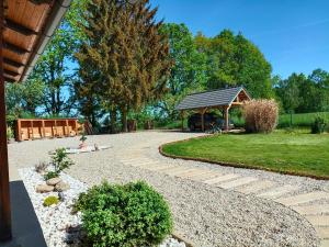 Vonkajšia záhrada v ubytovaní Chalet d' amour