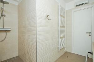 Kúpeľňa v ubytovaní Apartman MAMI-KROK + 17 fotografií