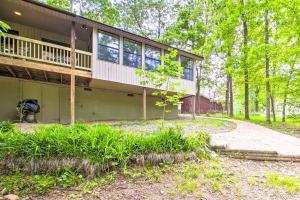 Gallery image of Hot Springs Home with Deck and Golf Course Access in Hot Springs