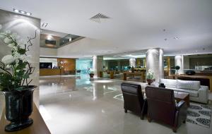 The lobby or reception area at Anemon Malatya Hotel