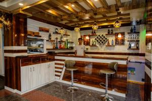 Zona de lounge sau bar la Gauri Shankar Hotel Nagarkot