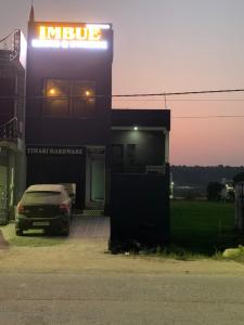 Fotografie z fotogalerie ubytování IMBUE Rooms v destinaci Déhrádún + 23 fotografií