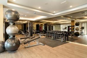 Fitnesscenter och/eller fitnessfaciliteter på The Pride Hotel Phitsanulok