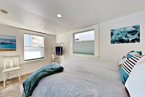 Gallery image of Beach Haven in Santa Cruz