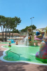 Πισίνα στο ή κοντά στο Iberostar Waves Pinos Park