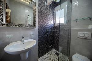 Vannituba majutusasutuses Kristal Apartmani