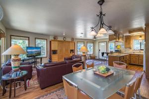 Gallery image of Azure Palace in South Lake Tahoe