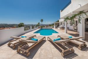 Bazén v ubytování Villa Colina - Luxury private Villa Costa del Sol nebo v jeho okolí