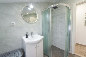 Imagen de la galería de Apartments Vukelic, en Mlini