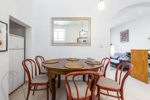 Posedenie v ubytovaní Villa Lizza