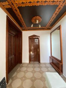 A bed or beds in a room at Kompleksi Jakaj