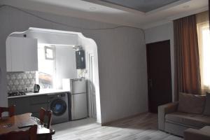 Kuchyň nebo kuchyňský kout v ubytování Guesthouse Natalia + 16 fotografií