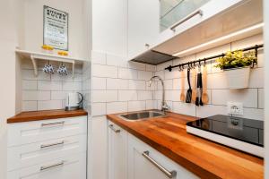 Kuchyňa alebo kuchynka v ubytovaní Apartments Villa Istria Rovinj