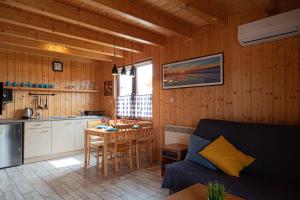 Gallery image of Domki i Apartamenty Al Mare in Sianozety