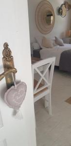 Afbeelding uit fotogalerij van Chambre Lily - Au Clos de Parranquet in Parranquet