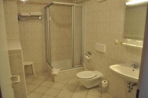 Ein Badezimmer in der Unterkunft Hotel Elxleben