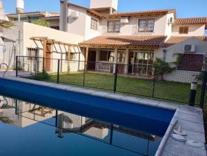 Bazén v ubytování Casa Lucerna nebo v jeho okolí