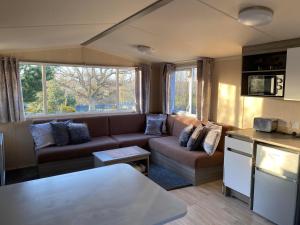 Fotografie z fotogalerie ubytování Rockley Park Private Caravan apartment v destinaci Poole