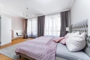 Postel nebo postele na pokoji v ubytování Apartmán Ondřejská 2159 Karlovy Vary