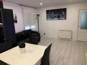 Fotografie z fotogalerie ubytování Alojamiento LOS GUAJES Gijon v destinaci Gijón