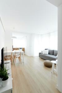 Posezení v ubytování Precioso Loft zona Santiago Bernabéu Madrid
