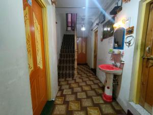 Koupelna v ubytování Hotel Irshad Home Stay