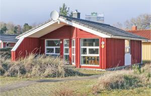 プリヴァルにあるSchmugglerstieg 4 - Dorf 6の太陽屋根の赤い家