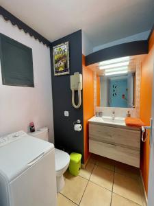 Et badeværelse på Ti Studio Creole Mahogany