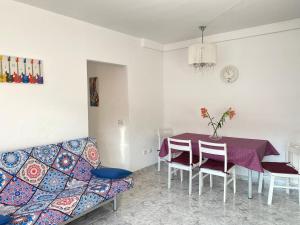 Posezení v ubytování Lloret Fenals Apartment Antilles