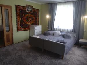 Postel nebo postele na pokoji v ubytování Садиба Федорчуків Гірська хатина 1