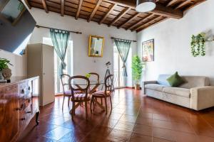Zona de estar de Navona Open Space Apartments