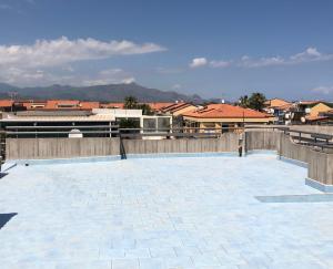 A general mountain view or a mountain view taken from Az apartmant