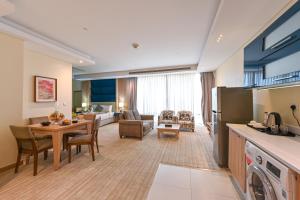 Gallery image of Al Mansour Suites Hotel in Doha