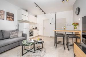 Eldhús eða eldhúskrókur á Sea U Jerusalem Mahane Yehuda Apartment Hotel