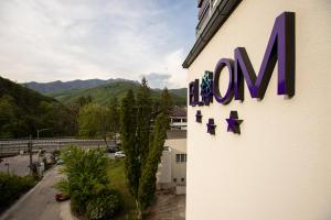 Fotografie z fotogalerie ubytování Hotel Bloom v destinaci Caciulata + 79 fotografií