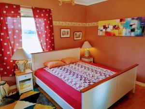 Cama ou camas em um quarto em Bedroom private, 120 from Sandbach