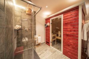 Ένα μπάνιο στο Hotel Zeit & Traum Privat SPA