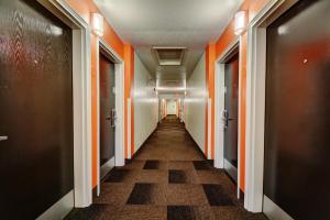 Fotografie z fotogalerie ubytování Motel 6-Newport, RI v destinaci Newport