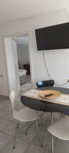 TV a/nebo společenská místnost v ubytování Apartment sv.nikole
