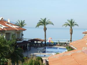 Bazén v ubytování Sunset Beach Club nebo v jeho okolí