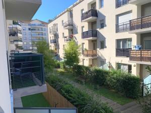 Fotografia z galérie ubytovania Beau studio tout confort au calme avec parking . v destinácii Villeurbanne