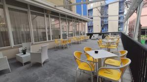 En restaurant eller et spisested på Hotel Corona
