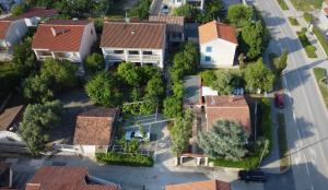 an overhead view of a residential neighbourhood with houses at Apartments Ana in Medulin