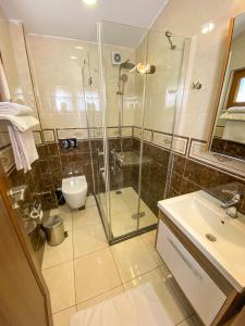 Koupelna v ubytování Boutique Sultan Hotel