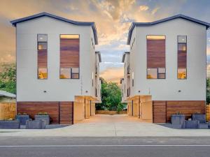 Το κτήριο όπου στεγάζεται  η παραθεριστική κατοικία