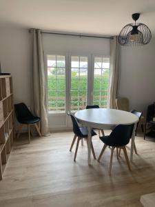 Gallery image of Asinellas maison 3 chambres 150 m de la plage in Asnelles +14 photos